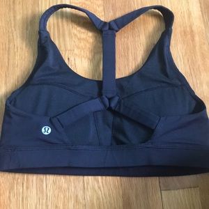 Lululemon sports bra